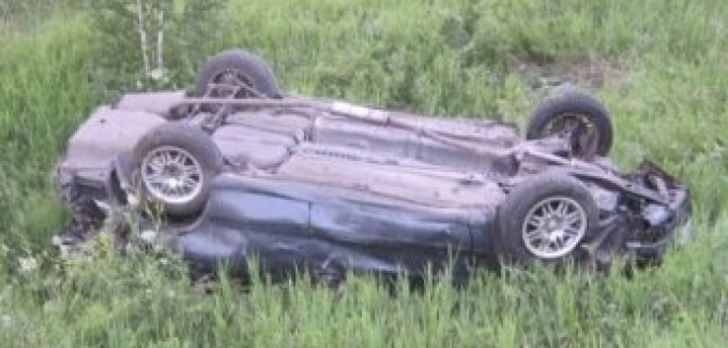 На трассе «Омск – Тара» погиб пассажир опрокинувшегося автомобиля
