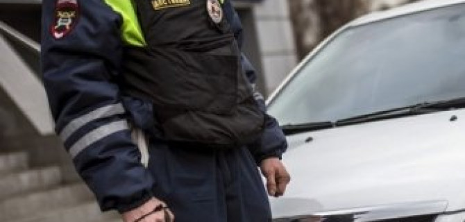 В Рязани байкер сбил инспектора ДПС