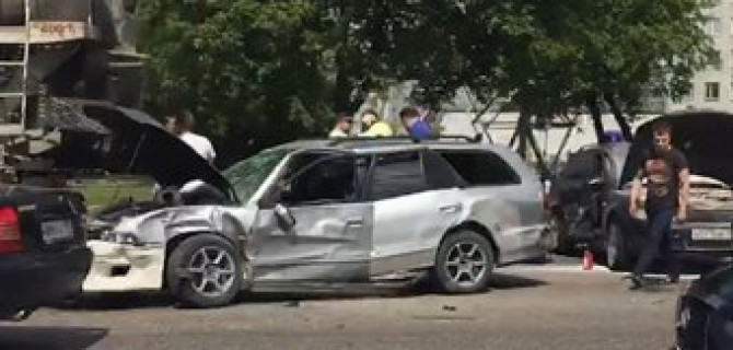 В ДТП с бетономешалкой в Москве пострадали четыре человека