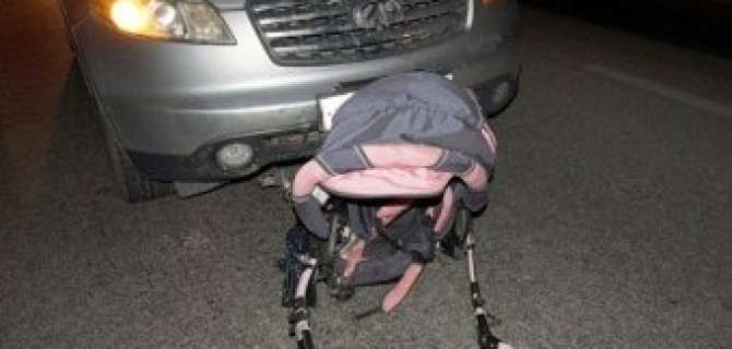 Под Екатеринбургом мать с двумя детьми попала под «Инфинити», выйдя на проезжую часть