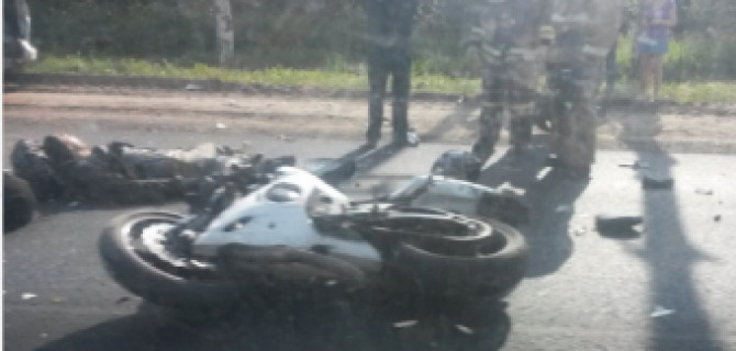 В Псковской области мотоциклист погиб при столкновении с микроавтобусом "Фольксваген Т5"