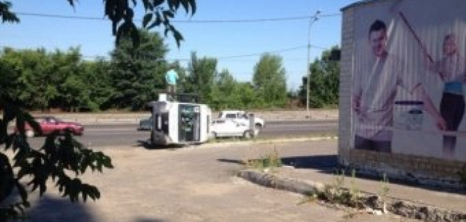 В Воронеже перевернулся маршрутный автобус