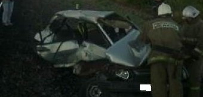 Под Тулой поезд сбил автомобиль на переезде: есть жертвы