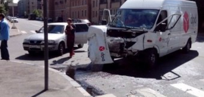 В Петербурге в ДТП с маршруткой пострадали два человека