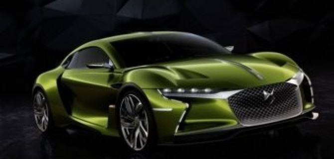 В Париже был замечен суперкар Citroen