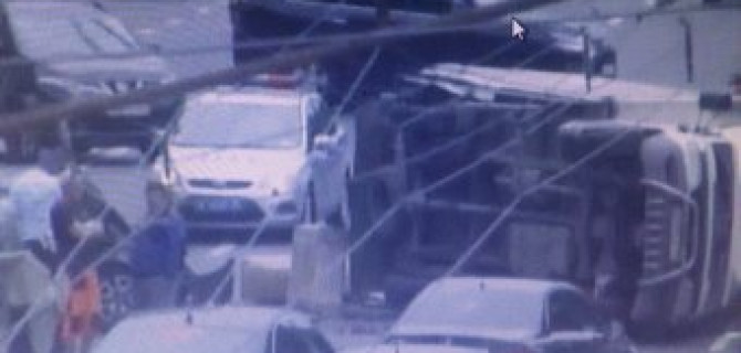 В ДТП на Ленинском в Москве пострадал человек