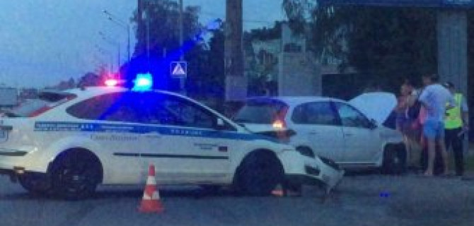 Полицейский Ford Focus разбился на Выборгском шоссе