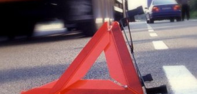 Три человека пострадали в ДТП с грузовиком в Москве