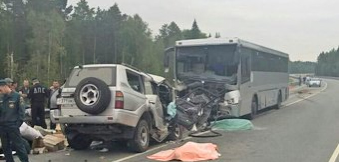 Под Уватом водитель внедорожника уснул и погиб в ДТП