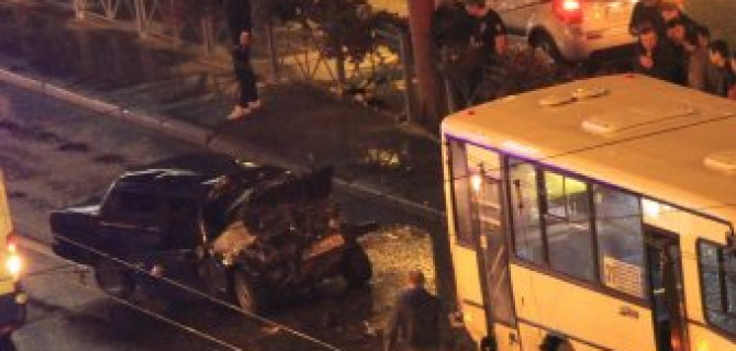 В ДТП с маршруткой на Славе в Петербурге пострадали три человека