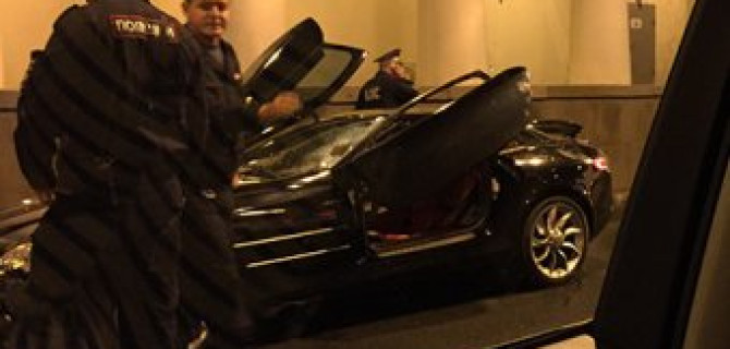 В Москве водитель насмерть сбил женщину и скрылся