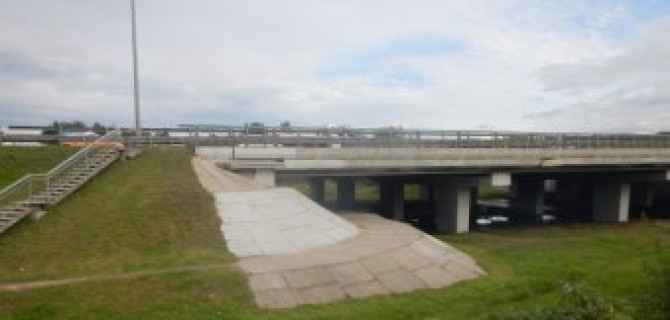 На КАД до октября ограничат движение по мосту через Оккервиль