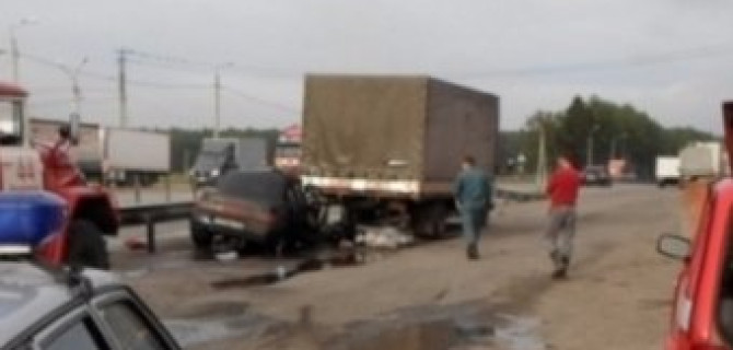 В ДТП под Владимиром погибли мужчина и 3-летняя девочка