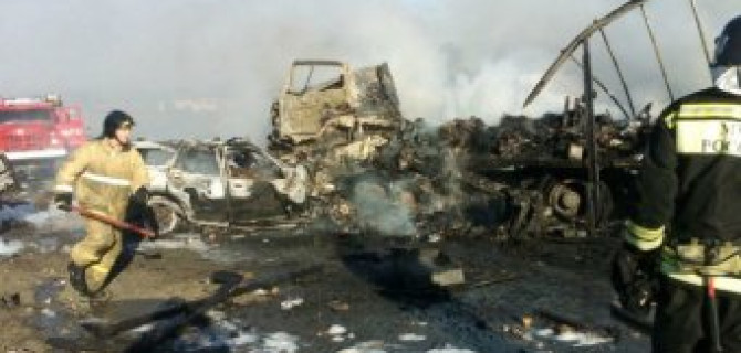 В ДТП на трассе Екатеринбург-Тюмень сгорели двое взрослых и ребенок