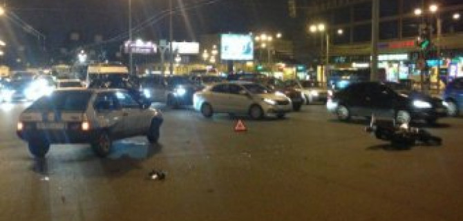 На Александра Невского в Петербурге в ДТП пострадал мотоциклист