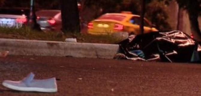 В Москве автомобиль Audi насмерть сбил женщину и уехал