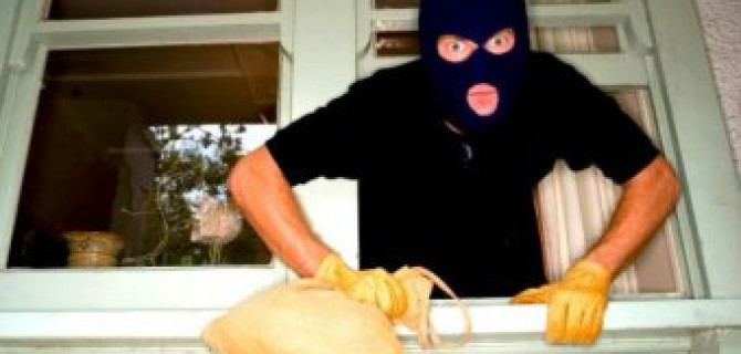 Житель Парголово напугал грабителей, и они попали в ДТП