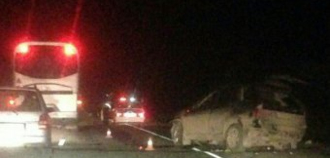 В ДТП с фурой в Красноярском крае погибли двое взрослых и новорожденный