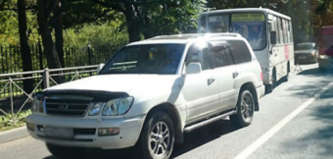 В тройном ДТП в Пушкине пострадал мотоциклист