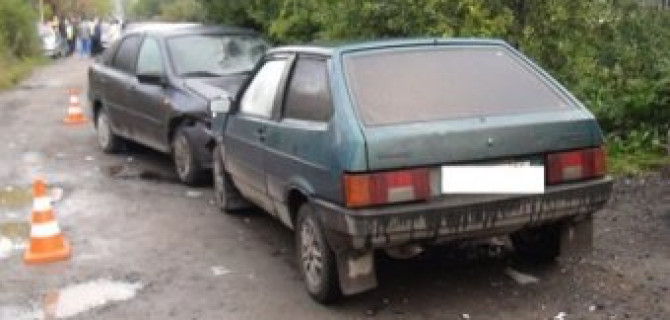 В Екатеринбурге пьяный 18-летний водитель насмерть сбил девушку