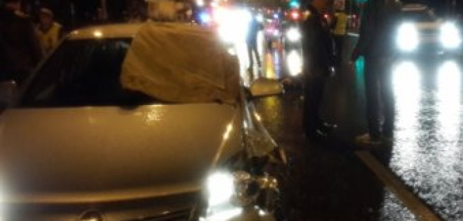 В Екатеринбурге Opel насмерть сбил молодого пешехода