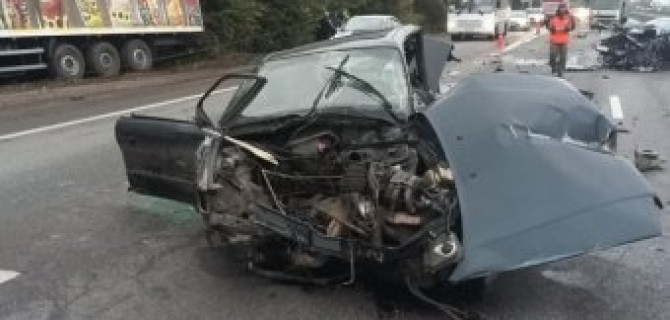 Под Воронежем в ДТП погиб водитель Audi, не выставивший знак аварийной остановки