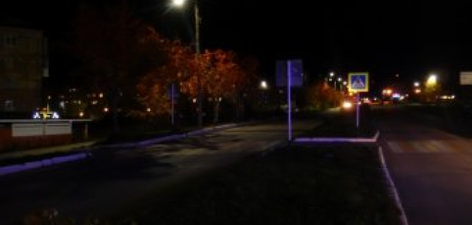 В Прикамье водитель сбил двух школьниц на переходе и скрылся