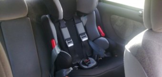 Со следующего года в России изменятся правила перевозки детей в машине