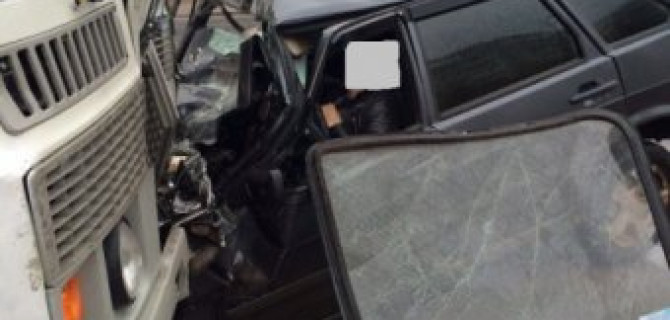 В Уфе в ДТП с маршруткой погиб человек