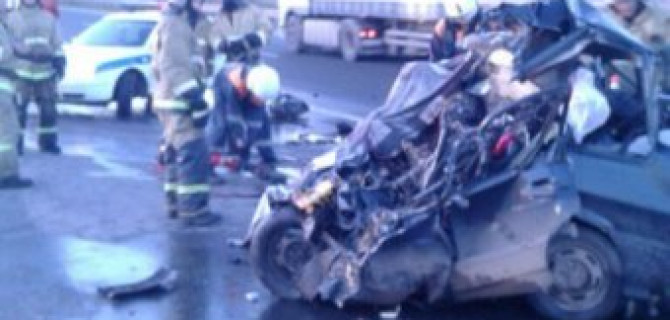 В ДТП с фурой под Казанью погиб сотрудник МЧС с беременной женой