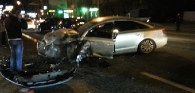 В ДТП на юге Москвы погиб человек