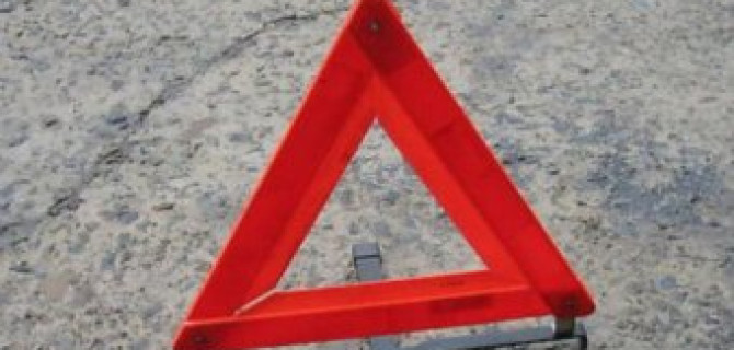 В ДТП с маршруткой на Ветеранов пострадали мать с дочкой