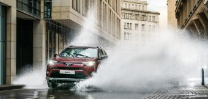 Открой территорию возможностей вместе с новым Toyota RAV4