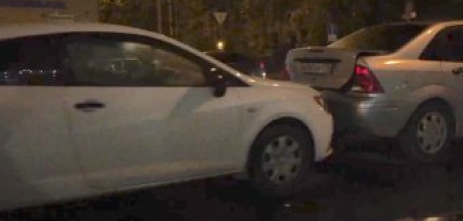 Сразу три машины столкнулись на Энгельса в условиях плохой видимости