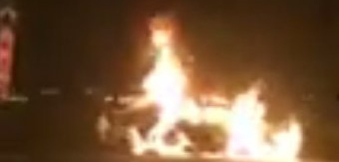 После ДТП на КАД водитель сгорел в машине