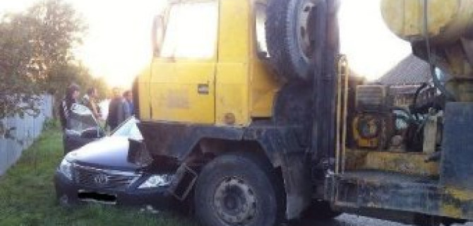 В Динском районе в ДТП с бетономешалкой погиб человек