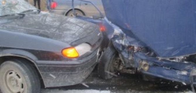 Молодой водитель устроил массовое ДТП с пострадавшими в Челябинской области