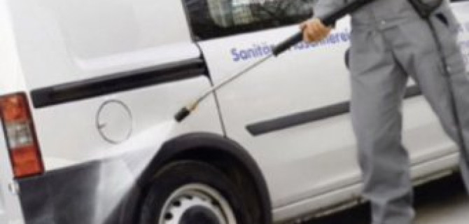 Автомойщик в Москве попал в ДТП на угнанной машине