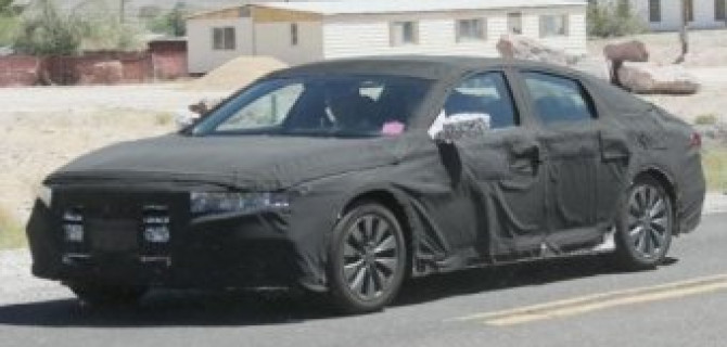 Honda Accord 2018 засняли на тестах