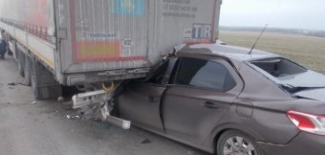 В ДТП в Ростовской области погибли два человека