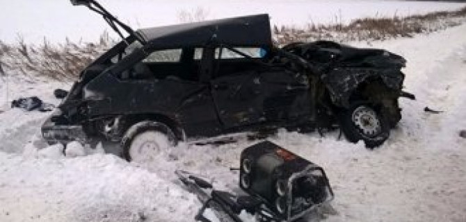 В ДТП с маршруткой в Свердловской области пострадали 13 человек