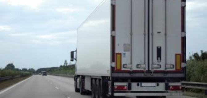 Россия и Латвия договорились о дополнительных разрешениях на автоперевозки в 2016 году