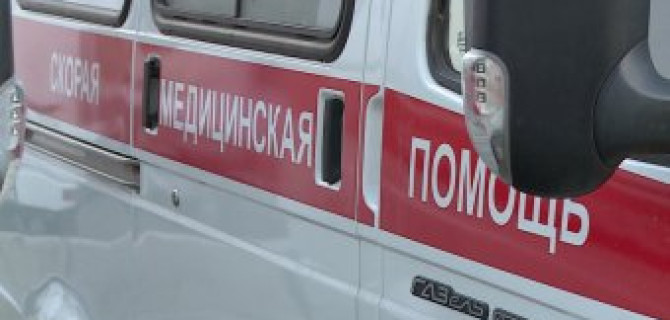 В Красноярском крае пьяный водитель сбил девочку на крыльце аптеки