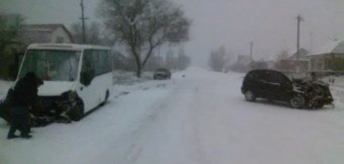 Под Воронежем в ДТП с маршруткой пострадали шесть человек