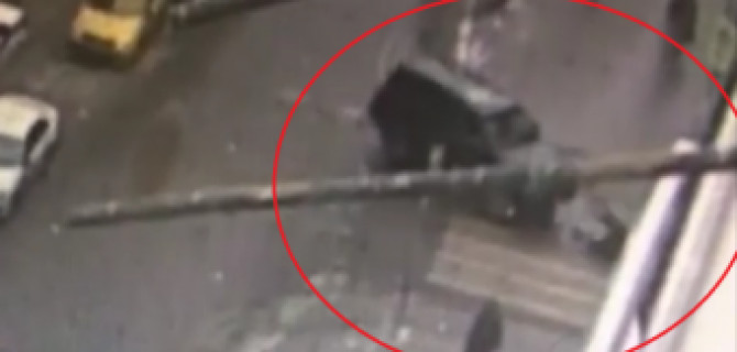 Внедорожник сбил двух женщин в центре Москвы