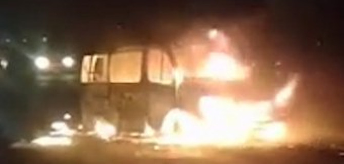 В Дагестане после ДТП взорвалась маршрутка: есть пострадавшие