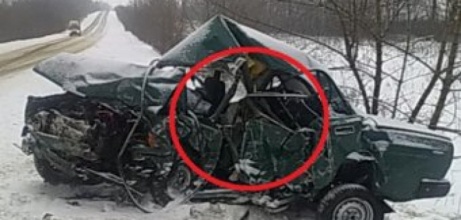 В Прикамье в тройном ДТП погиб молодой мужчина