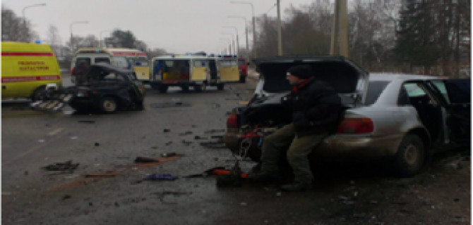 В ДТП в Ярославской области погибли два человека