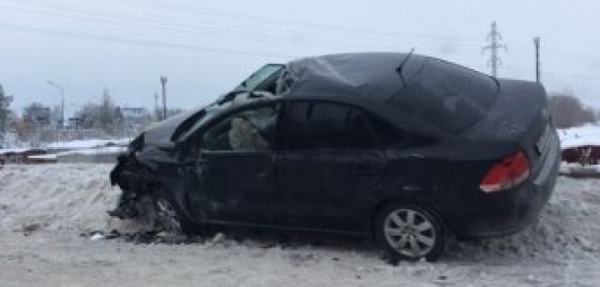 В Сургуте полицейский спровоцировал ДТП с двумя пострадавшими