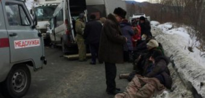 В ДТП с маршруткой и фурой в Слюдянском районе погибли два человека